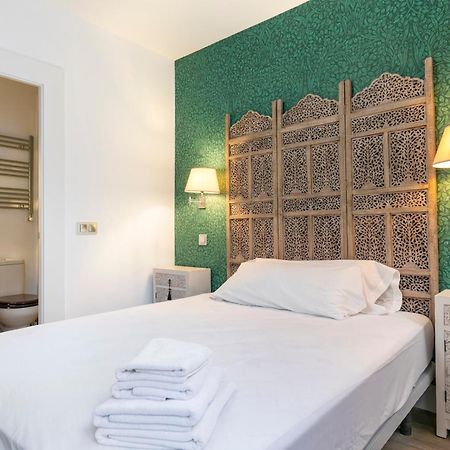 Plaza De Castilla Apartments Madrid Exterior photo