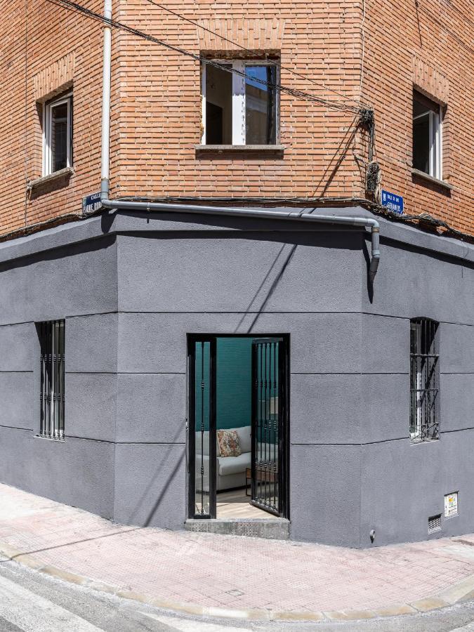 Plaza De Castilla Apartments Madrid Exterior photo