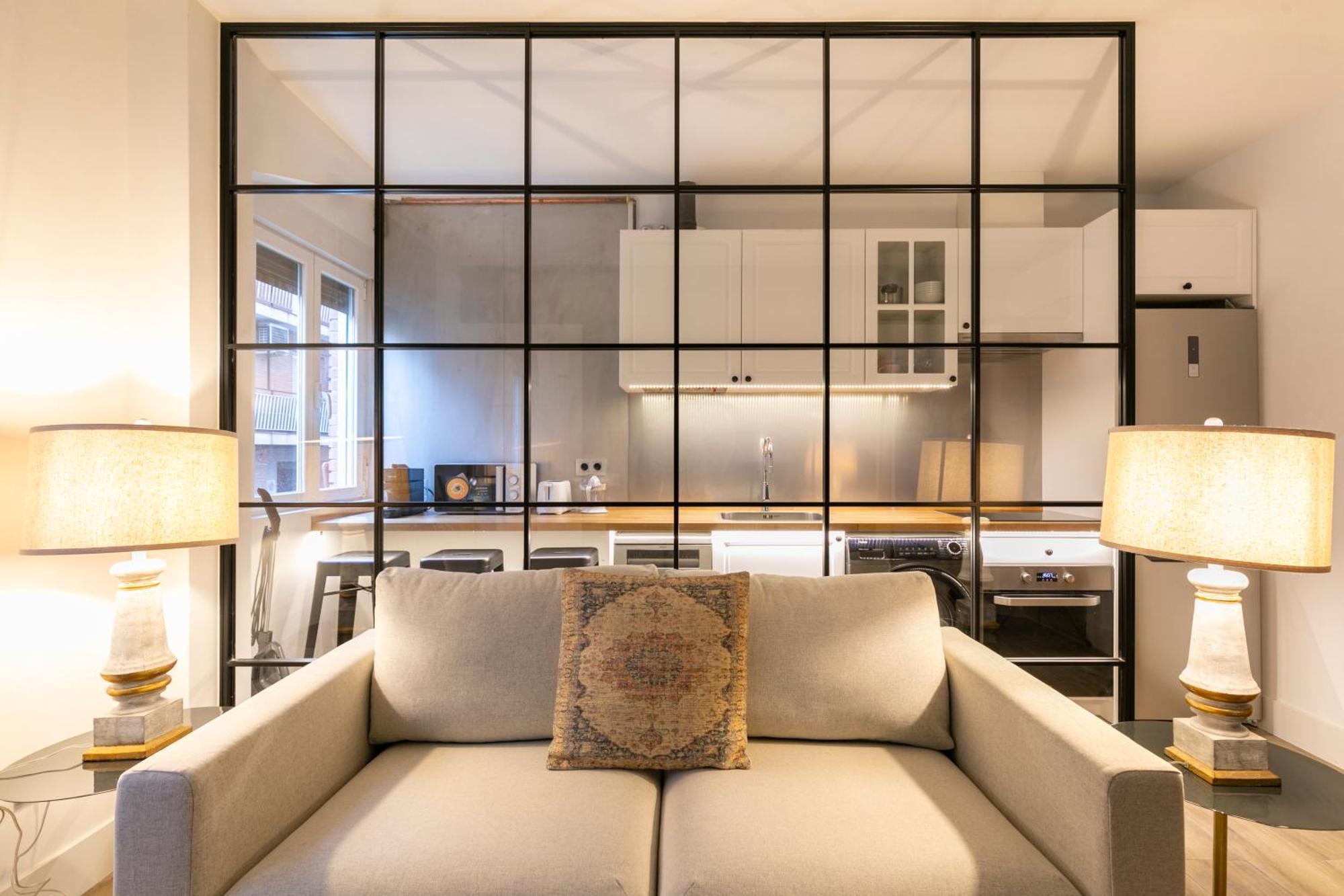 Plaza De Castilla Apartments Madrid Exterior photo