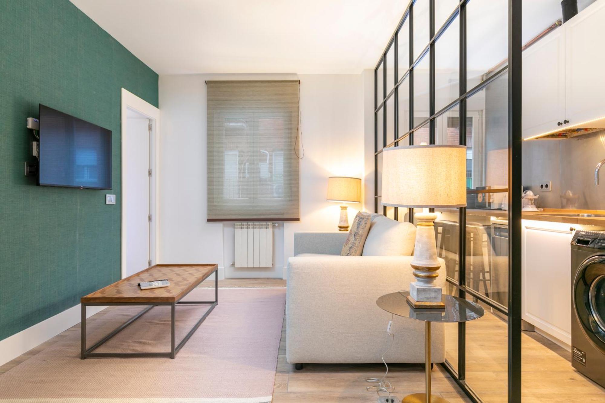 Plaza De Castilla Apartments Madrid Exterior photo
