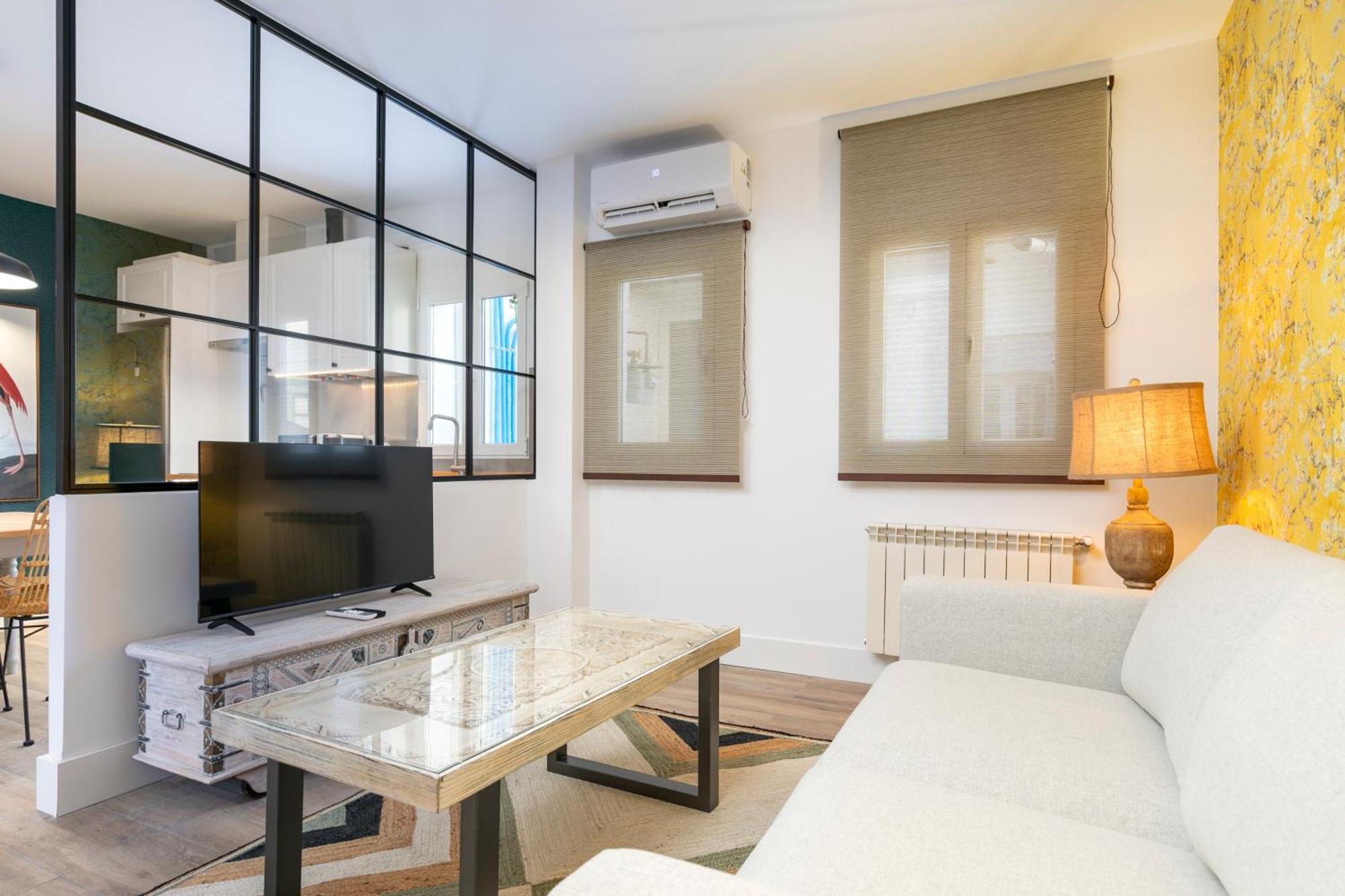 Plaza De Castilla Apartments Madrid Exterior photo