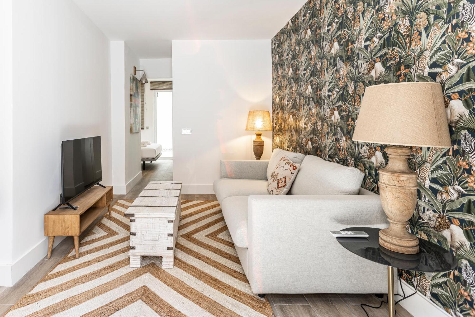 Plaza De Castilla Apartments Madrid Exterior photo